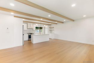 , 210 A st, Encinitas, CA 92024 - 3