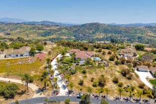 Single Family Residence, 2224 Dos Lomas, Fallbrook, CA 92028 - 45