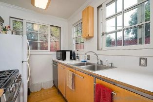 Single Family Residence, 609 Genter, La Jolla, CA 92037 - 11