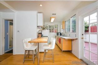 Single Family Residence, 609 Genter, La Jolla, CA 92037 - 9