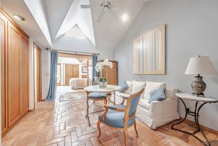 Single Family Residence, 2210 Avenida De La Playa, La Jolla, CA 92037 - 2