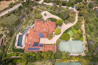 Single Family Residence, 18383 Colina Fuerte, Rancho Santa Fe, CA 92067 - 17