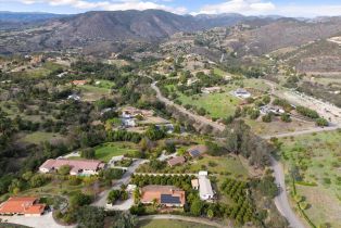 Single Family Residence, 1379 Sunny Heights rd, Fallbrook, CA 92028 - 13