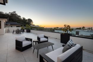 Single Family Residence, 2365 Via Siena, La Jolla, CA 92037 - 22