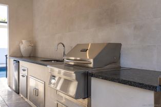 Single Family Residence, 2365 Via Siena, La Jolla, CA 92037 - 39