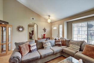 Single Family Residence, 40098 Avenida Venida, Murrieta, CA 92562 - 3