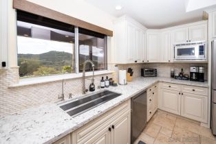 Single Family Residence, 28382 Beija Flor, Valley Center, CA 92082 - 6