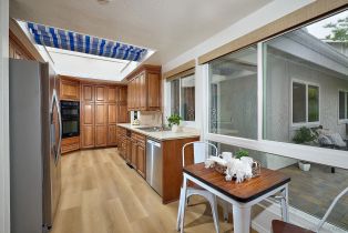 Condominium, 2162 Caminito Circulo Sur, La Jolla, CA 92037 - 8