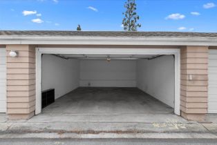 Condominium, 8585 Via Mallorca, La Jolla, CA 92037 - 37