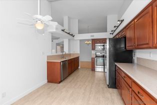 Condominium, 8585 Via Mallorca, La Jolla, CA 92037 - 7