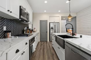 Single Family Residence, 411 Calabrese st, Fallbrook, CA 92028 - 8