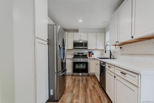 Single Family Residence, 4220 Eileen st, Simi Valley, CA 93063 - 11