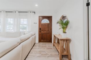 Single Family Residence, 4220 Eileen st, Simi Valley, CA 93063 - 5