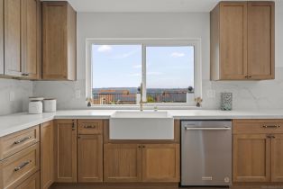 Single Family Residence, 2008 Saliente way, Carlsbad, CA 92009 - 27