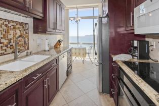 , 1750 Avenida Del Mundo, Coronado, CA 92118 - 8