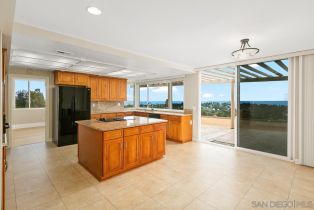 , 2097 Caminito Capa, La Jolla, CA 92037 - 11