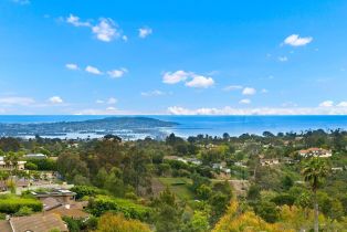 , 2097 Caminito Capa, La Jolla, CA 92037 - 2