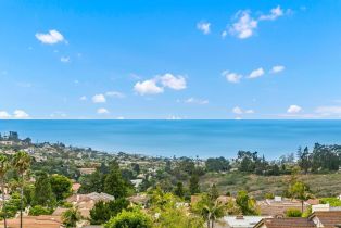 , 2097 Caminito Capa, La Jolla, CA 92037 - 3