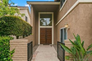 , 2097 Caminito Capa, La Jolla, CA 92037 - 4