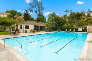 , 2097 Caminito Capa, La Jolla, CA 92037 - 40