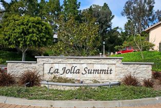 , 2097 Caminito Capa, La Jolla, CA 92037 - 45