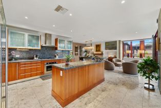 , 257 Playa Del Sur, La Jolla, CA 92037 - 8