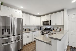 Single Family Residence, 6951 Quiet Cove dr, Carlsbad, CA 92011 - 18