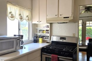 , 676 J ave, Coronado, CA 92118 - 25