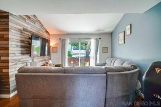 Condominium, 1721 Maxwell ln, Corona, CA 92881 - 5