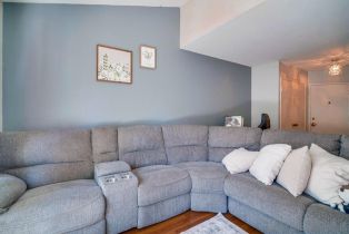 Condominium, 1721 Maxwell ln, Corona, CA 92881 - 7