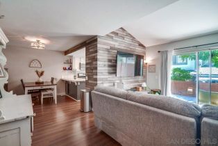 Condominium, 1721 Maxwell ln, Corona, CA 92881 - 9