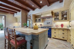 Single Family Residence, 6131 El Tordo, Rancho Santa Fe, CA 92067 - 8