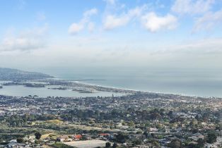 Condominium, 2207 Caminito Cabala, La Jolla, CA 92037 - 40