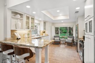 Condominium, 2207 Caminito Cabala, La Jolla, CA 92037 - 5