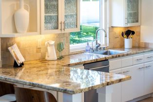 Condominium, 2207 Caminito Cabala, La Jolla, CA 92037 - 7