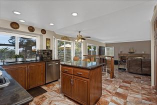 Single Family Residence, 3708 Southridge, Oceanside, CA 92056 - 13