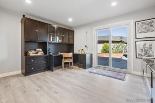 , 2398 Almeria, La Jolla, CA 92037 - 24