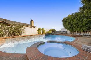 , 2398 Almeria, La Jolla, CA 92037 - 26