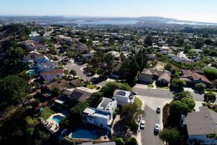 , 2398 Almeria, La Jolla, CA 92037 - 35