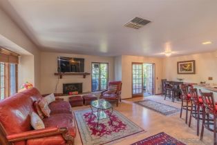 , 8642 Villa La Jolla dr, La Jolla, CA 92037 - 3