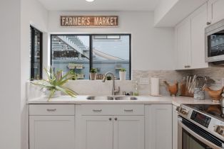 , 940 Intrepid ct, Del Mar, CA 92014 - 7