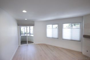 , 8121 Camino Del Sol, La Jolla, CA 92037 - 10