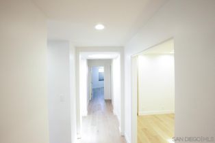 , 8121 Camino Del Sol, La Jolla, CA 92037 - 13