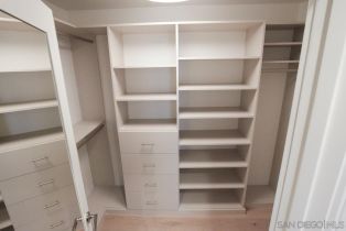 , 8121 Camino Del Sol, La Jolla, CA 92037 - 21