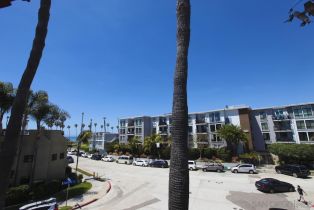 , 8121 Camino Del Sol, La Jolla, CA 92037 - 28