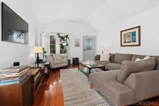 , 215 Rios, Solana Beach, CA 92075 - 7