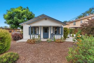 , 215 Rios, Solana Beach, CA 92075 - 4