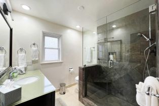 , 1039 Coast blvd, La Jolla, CA 92037 - 7