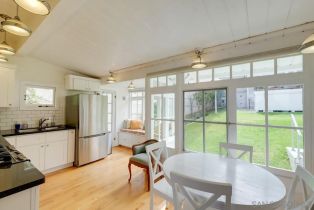 , 866 Prospect st, La Jolla, CA 92037 - 7