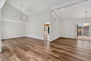 Condominium, 1608 Caminito Asterisco, La Jolla, CA 92037 - 4